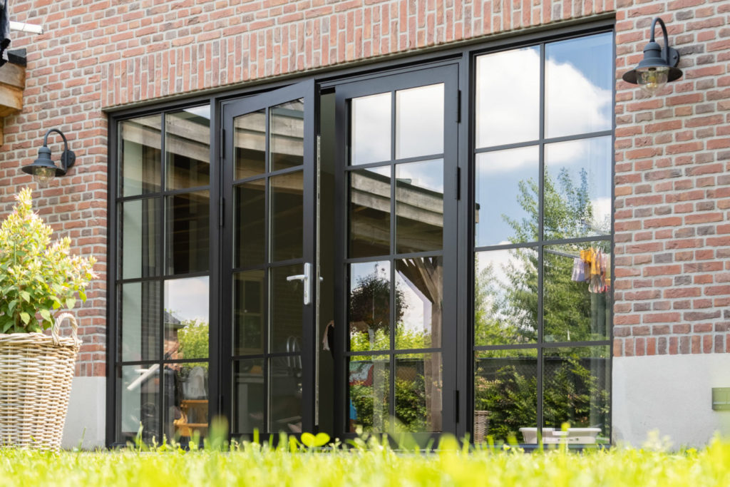 Aluminium tuindeuren nieuwbouwproject Milheeze
